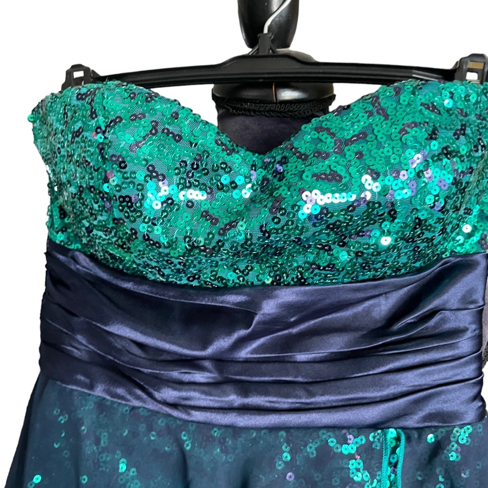 Xtraordinary Sequin Dress NWT Size 3 - Picture 4 of 10